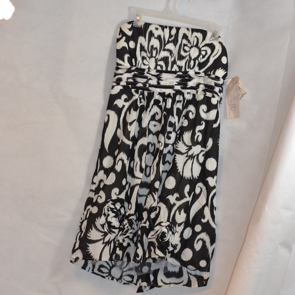 Black & White Patterned Strapless Dress NWT by Roulette SZ 12 - Picture 1 of 8